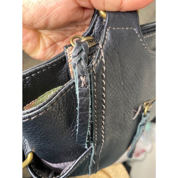 The Sak Black Leather Handbag - Picture 7 of 14